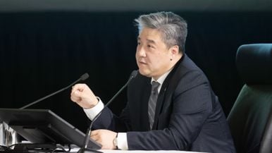 Former Liberal MP Han Dong is running for city council