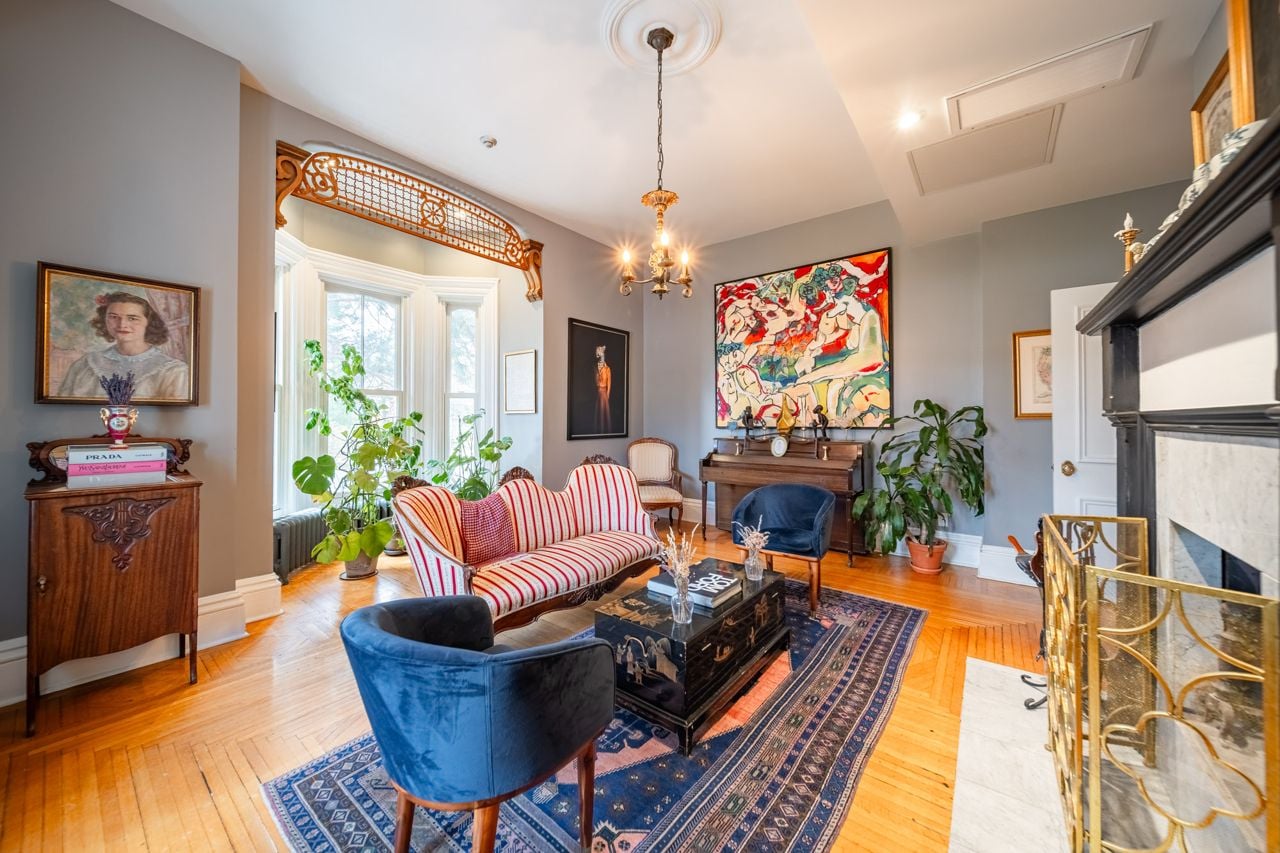 toronto-life-real-estate-merrill-house-victorian-gothic-hotel-conservatory-pec-6 $4.8 million for a Gothic Revival hotel near Prince Edward County