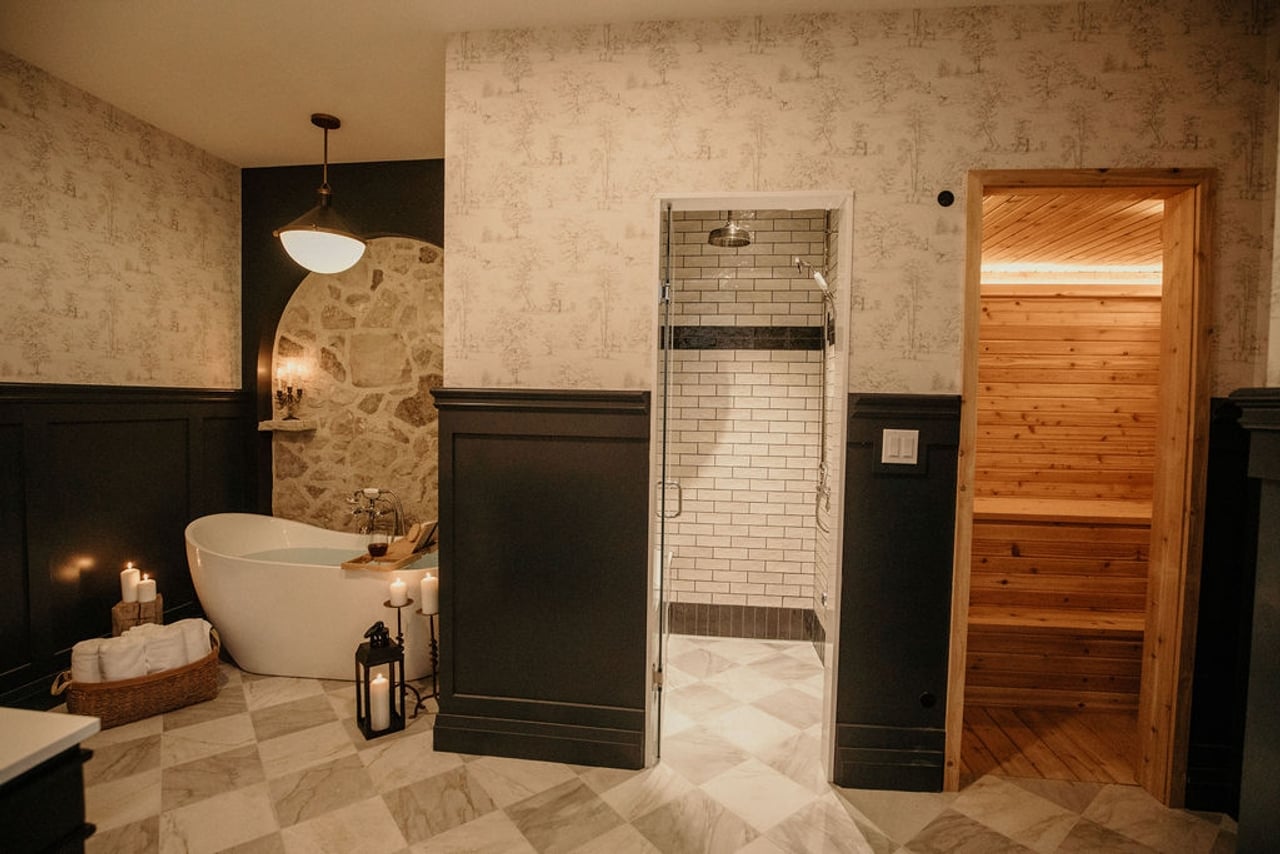 Inside a luxurious new boutique hotel that just opened in cottage country
