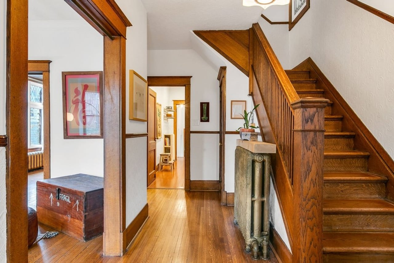 toronto-life-real-estate-high-park-swansea-algonquin-heritage-home-3 $1.9 million for a High Park house with an antique radiator and a butler's pantry