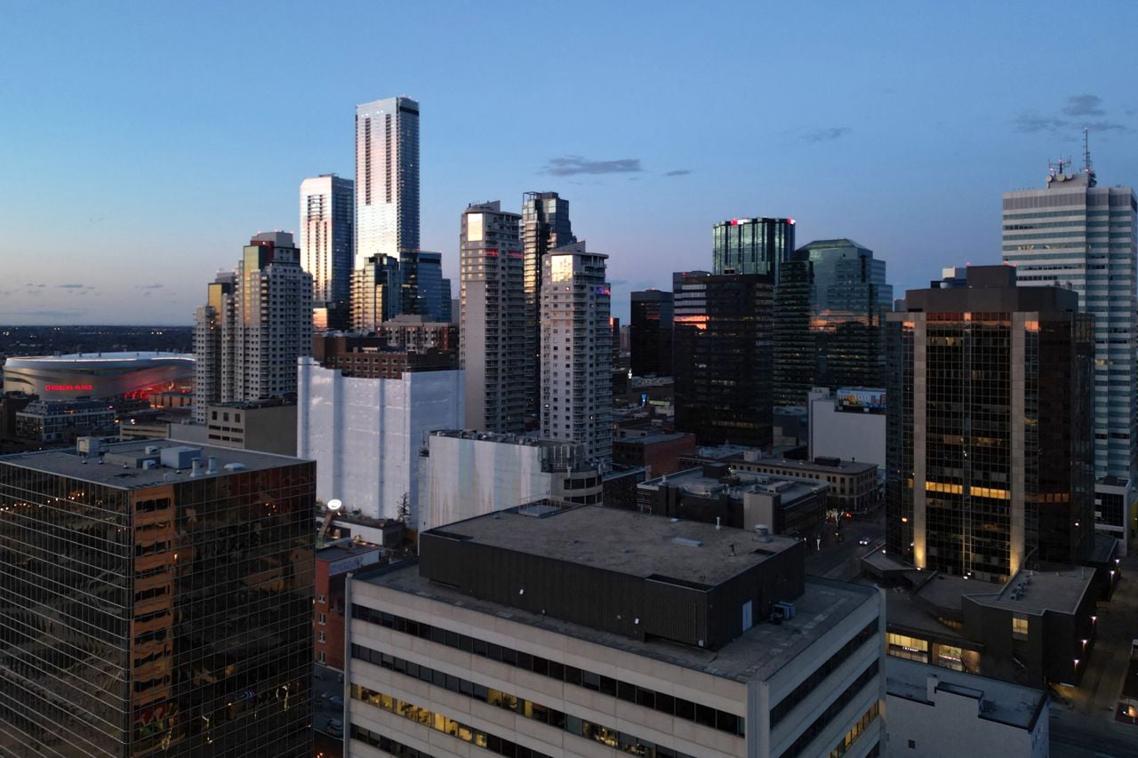 toronto-life-real-estate-edmonton-toronto-luxury-real-estate-market-2026-1 Edmonton leapfrogs Toronto as Canada's hottest luxury real estate market