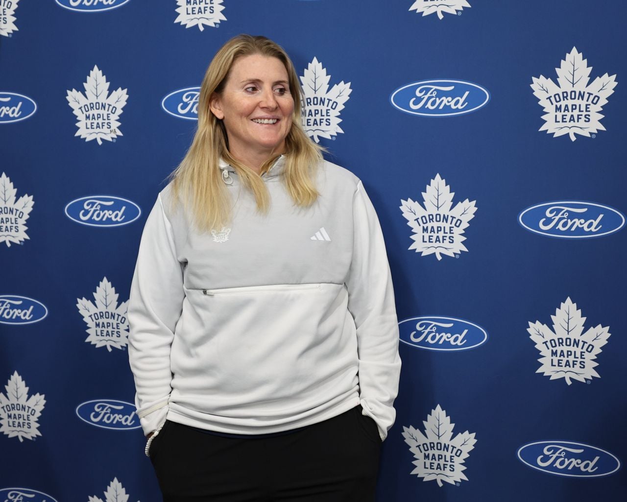 Hayley Wickenheiser is leaving the Toronto Maple Leafs
