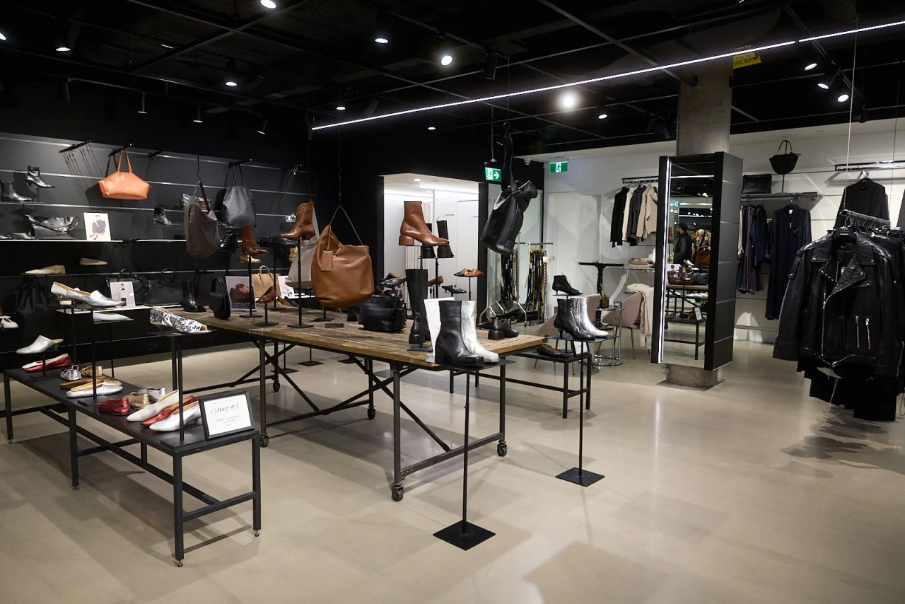 Shop for show-stopping summer styles in Bloor-Yorkville