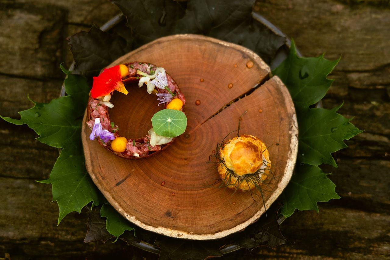 A ring of tartare at Down Home