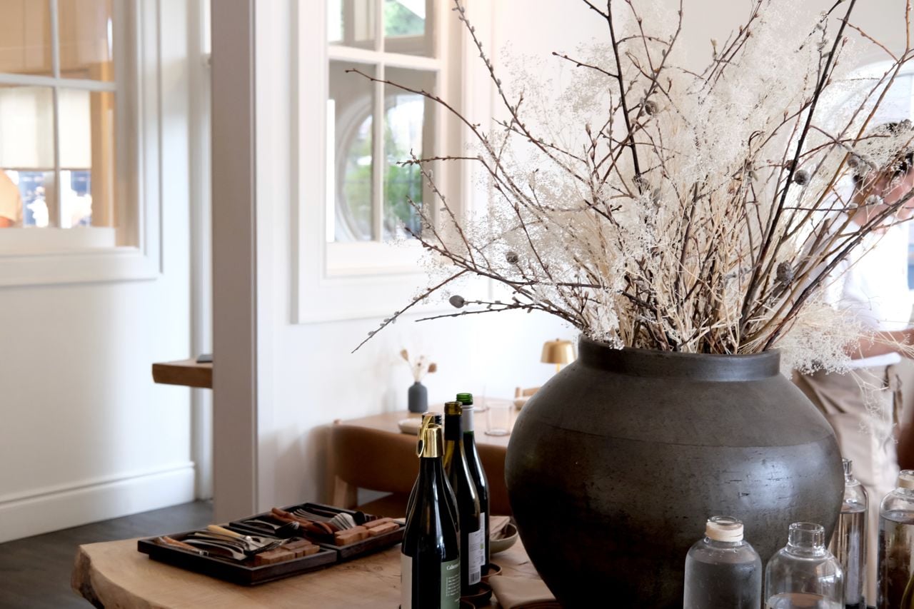 Dried flowers as decoration in the dining room of Lore Restaurant